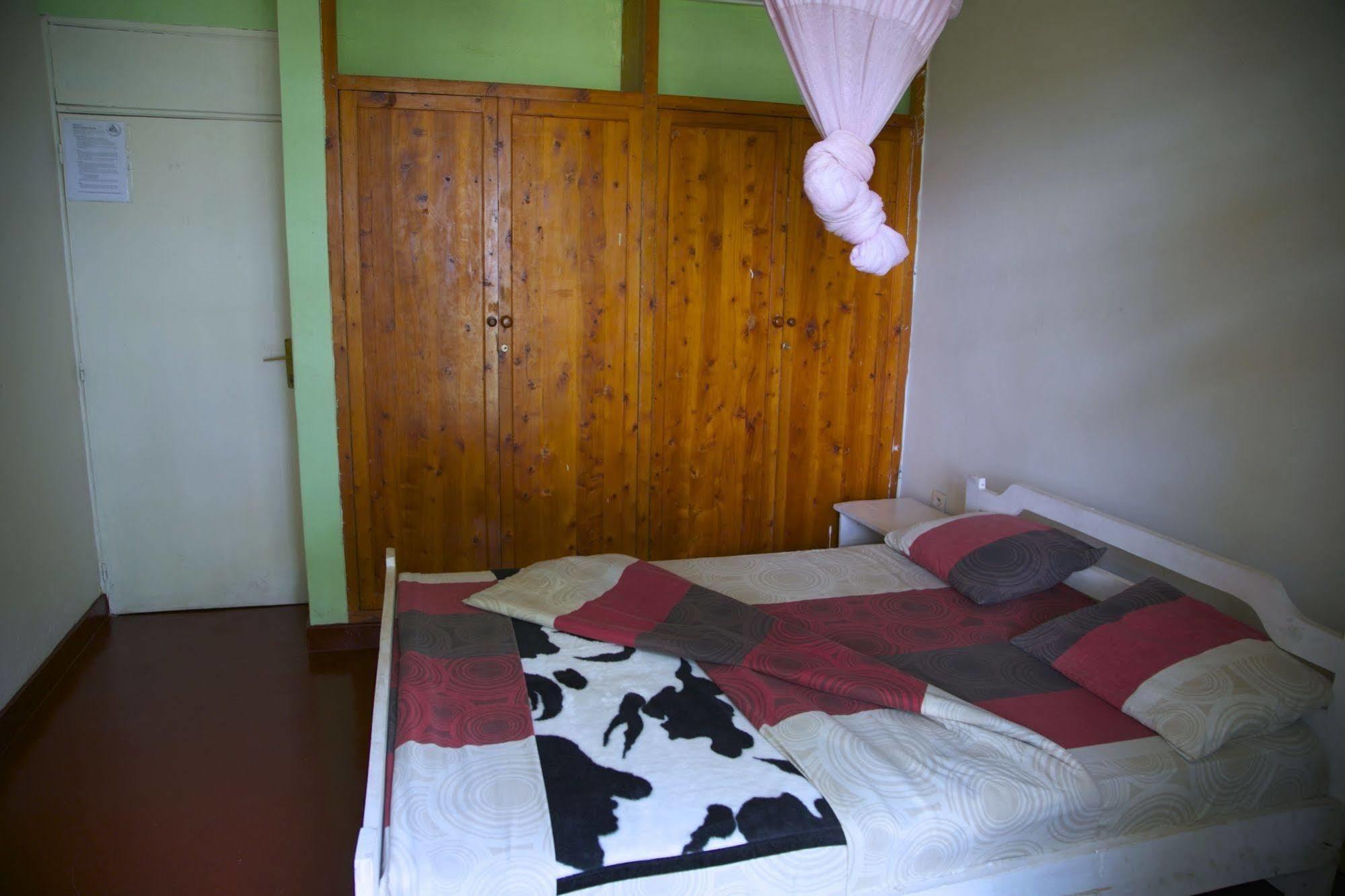 Discover Rwanda Youth Hostel Кігалі Екстер'єр фото